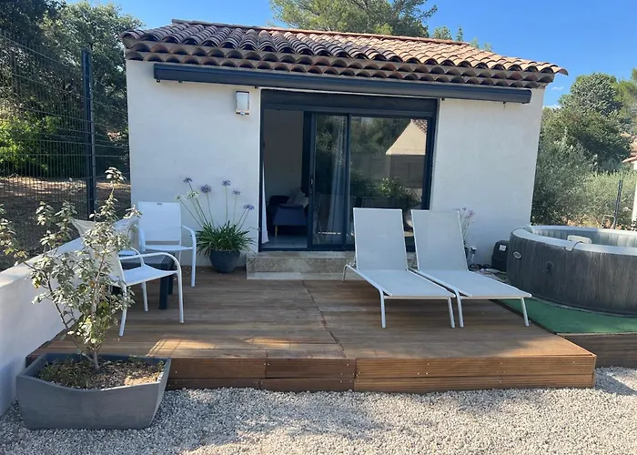 Maisonnette 32M2 Climatise Avec Jacuzzi Au Calme.